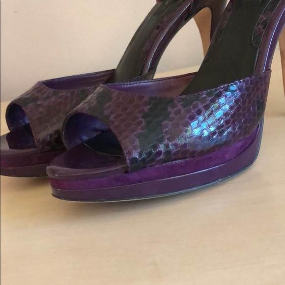 White House black market peep toe sexy pumps 9.5M - Picture 7 of 8